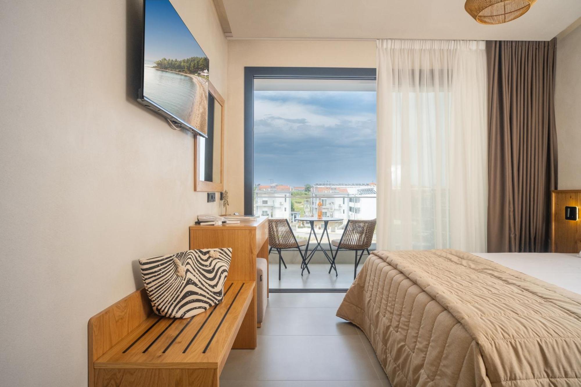 Luminous Luxury Living Aparthotel Kallithea  Bagian luar foto