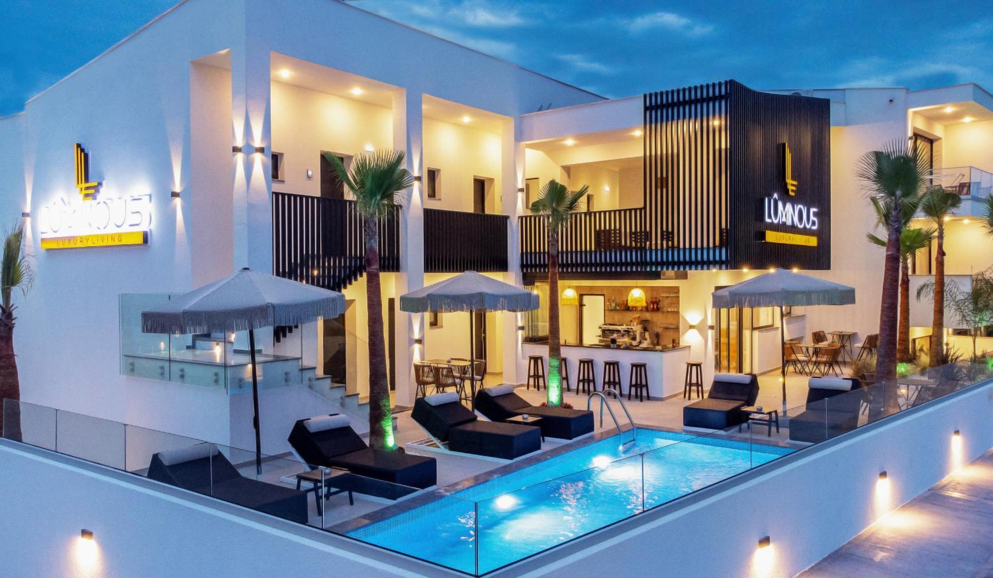 Luminous Luxury Living Aparthotel Kallithea  Bagian luar foto